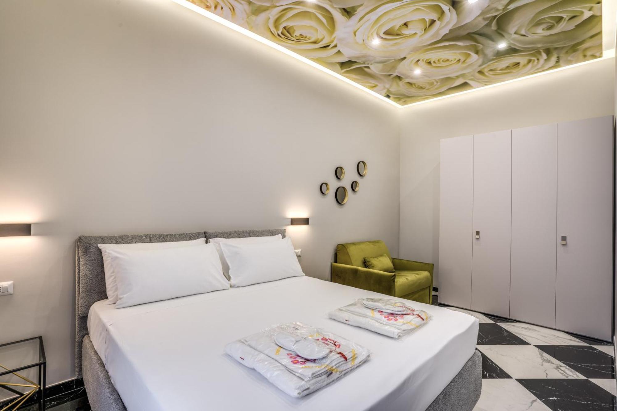 Lady Rose One Apartment Наполи Екстериор снимка