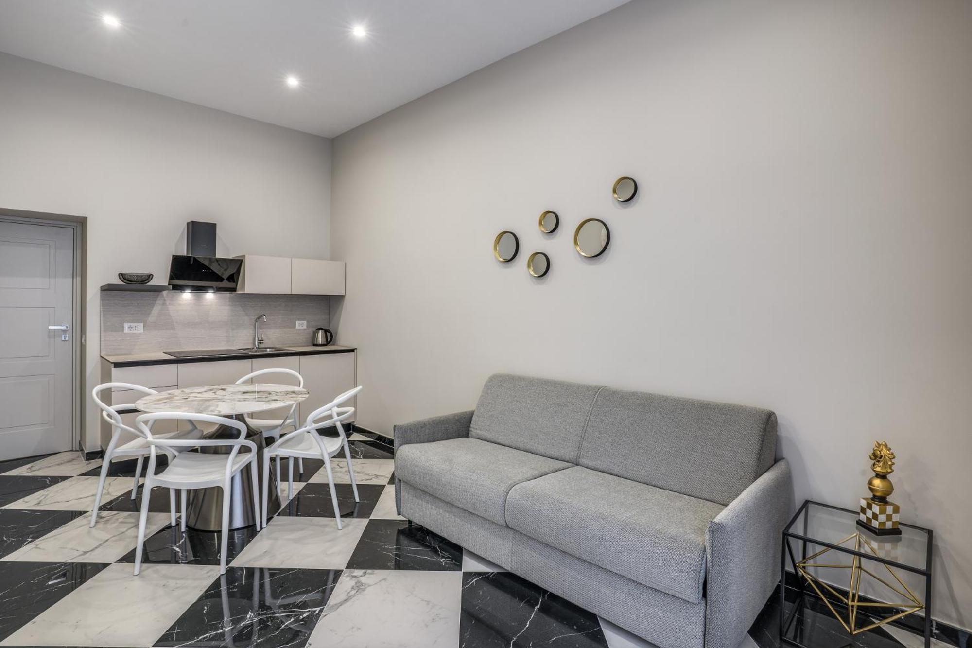 Lady Rose One Apartment Наполи Екстериор снимка